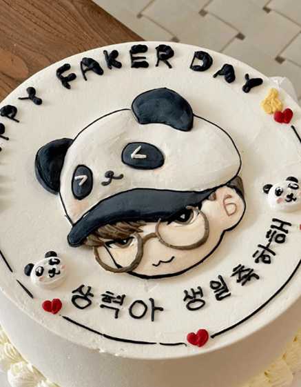 今天是Faker28岁生日 T1官方晒照为其庆生